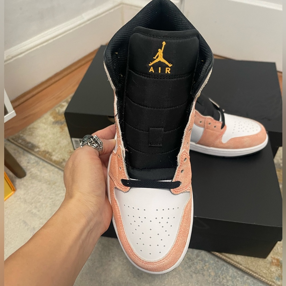 NIB Men Size 9 (Euro Sz 42.5) Jordan 1 Mid SE Sneakers Magic Ember/Sundial-White - Picture 13 of 17